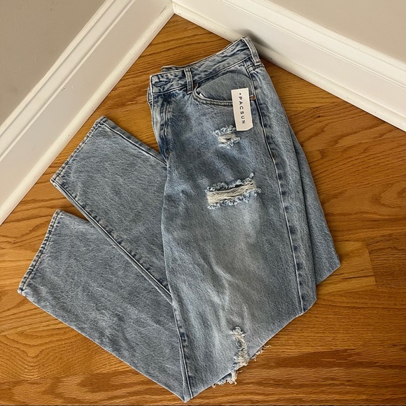 NWT PacSun Ripped Mom Jeans Size 29. High Waisted. Annette Blue. - Picture 1 of 8